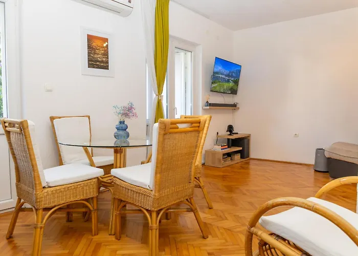 Apartments Andrijasevic