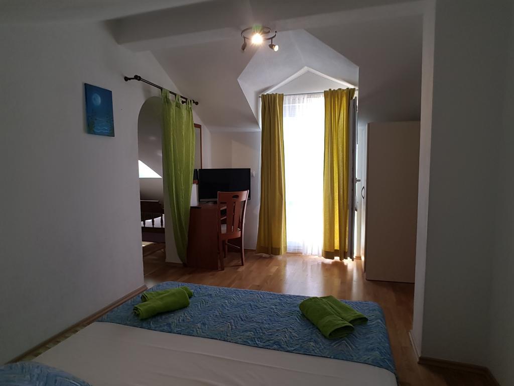 Apartment Andrijasevic
